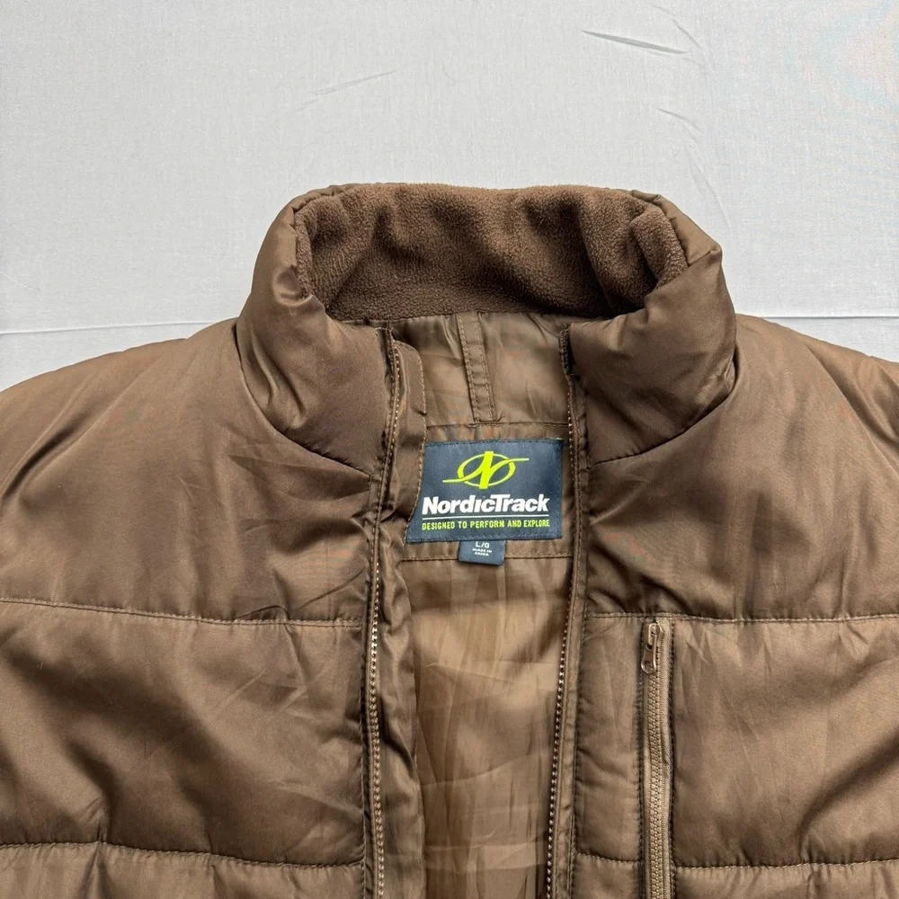 NordicTrack Brown Quilted Full Zip Vest Men's Stand-Up Collar Pockets Size L